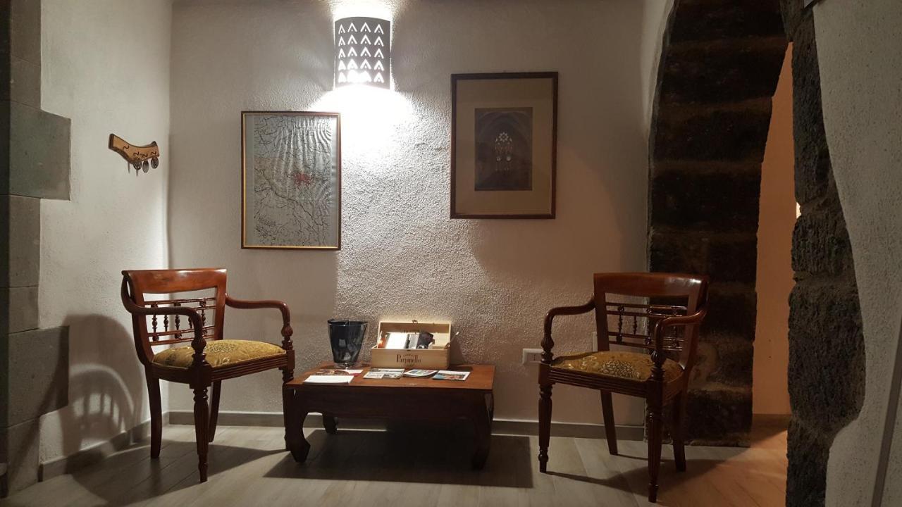The Templars Guesthouse Santu Lussurgiu Kültér fotó
