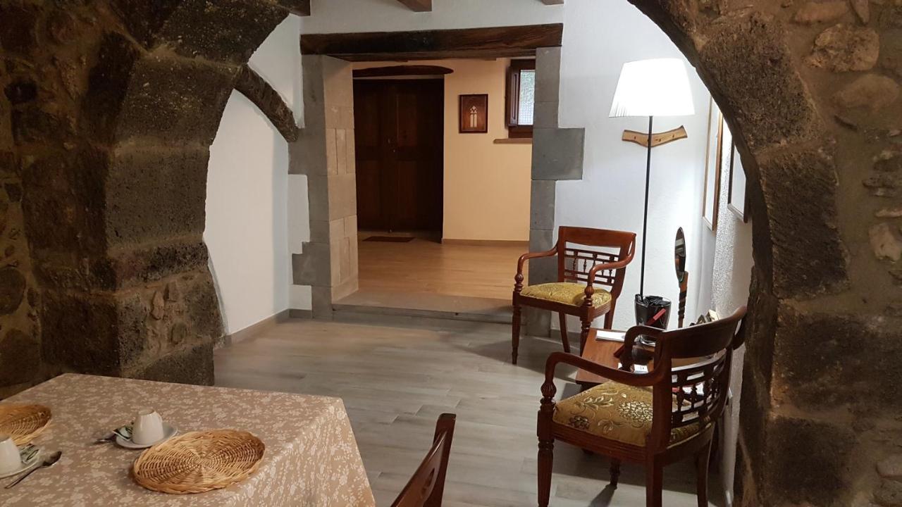 The Templars Guesthouse Santu Lussurgiu Kültér fotó