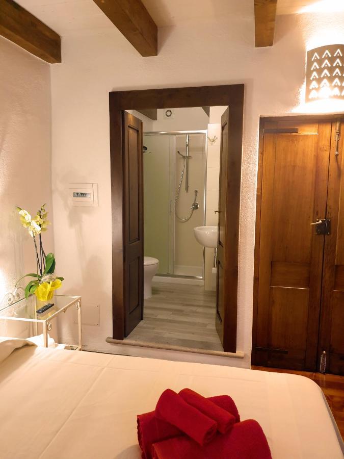 The Templars Guesthouse Santu Lussurgiu Kültér fotó